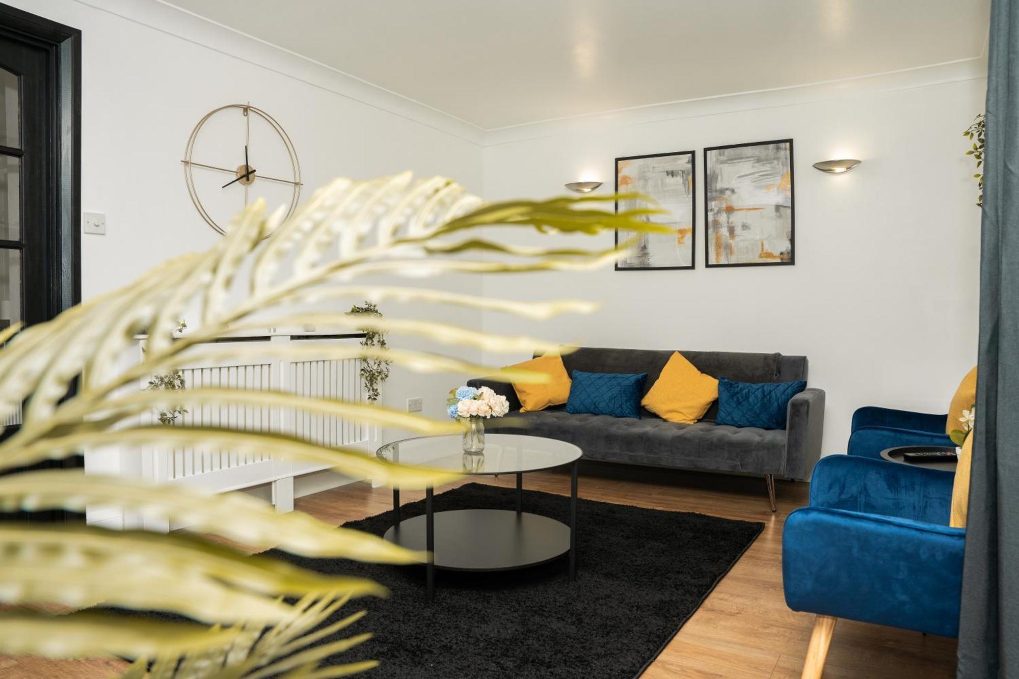 Villa Stylish 3 Bed House With Free Parking Leeds  Exterior foto