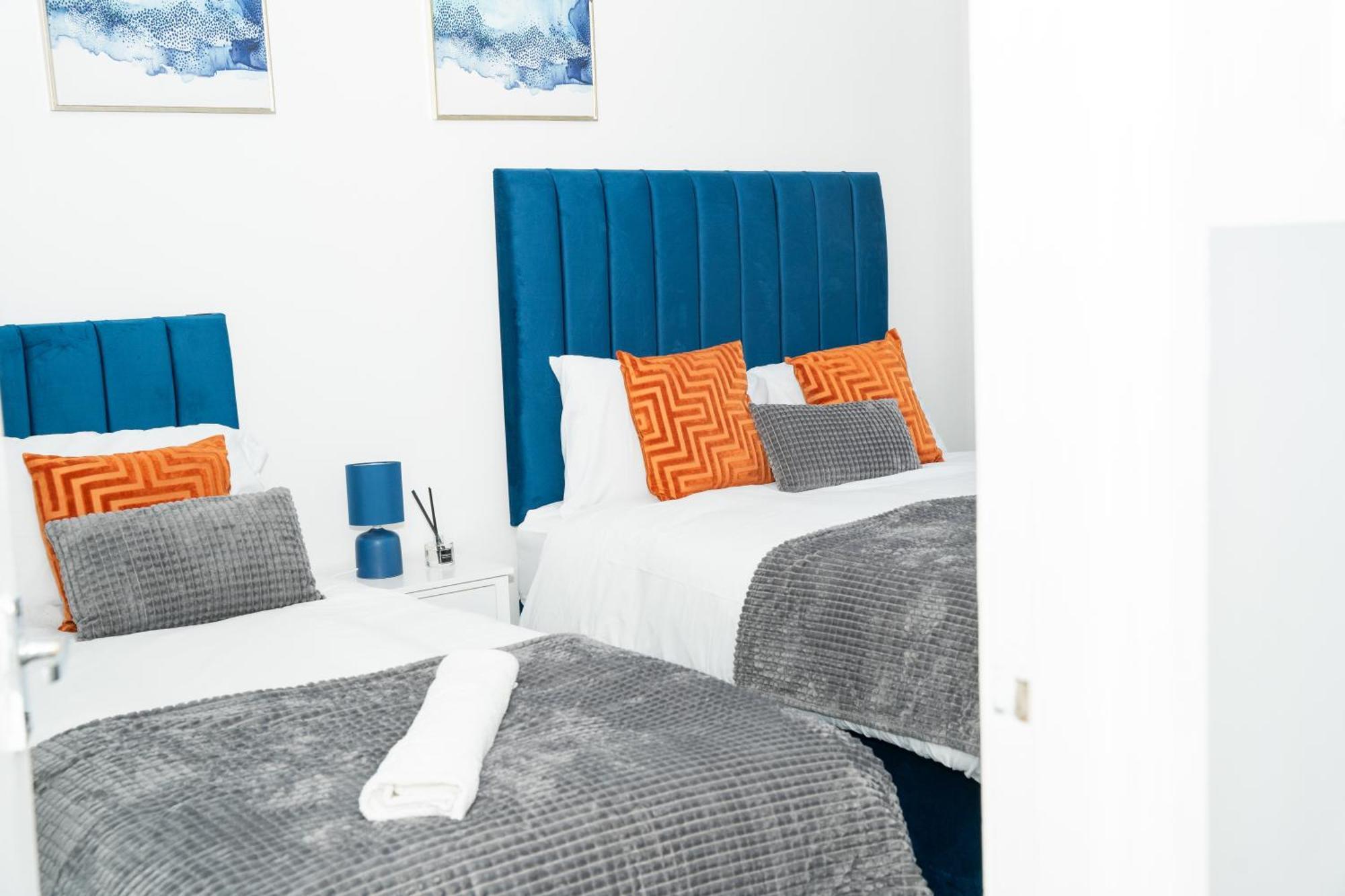 Villa Stylish 3 Bed House With Free Parking Leeds  Exterior foto